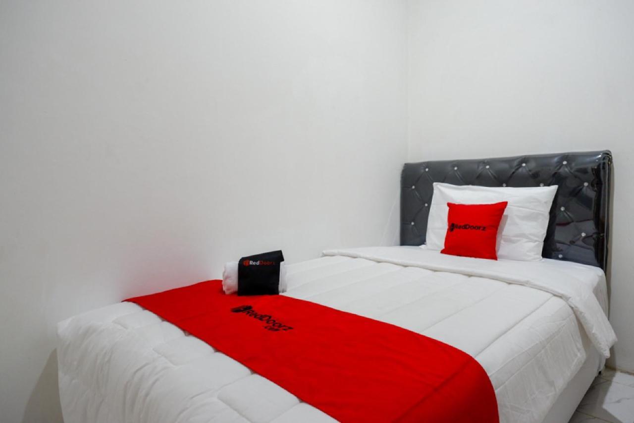 Reddoorz Near Kota 2* Semarang